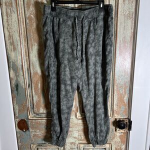 Orvis Women's Tencel Jogger, Green Camo Large Soft Comfy